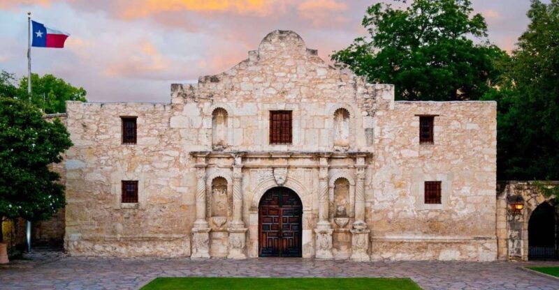 San Antonio: The Alamo Exhibit Entry Ticket - Key Points
