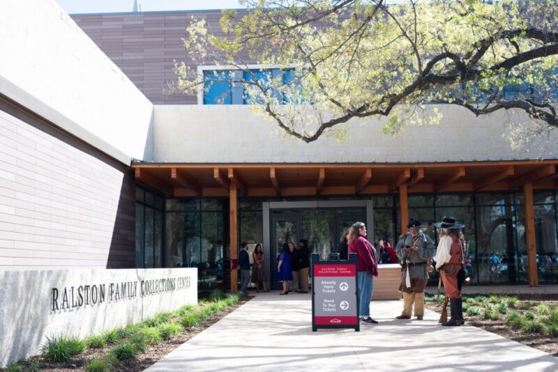 San Antonio: The Alamo Exhibit Entry Ticket - Visiting the Gallery: What to Expect