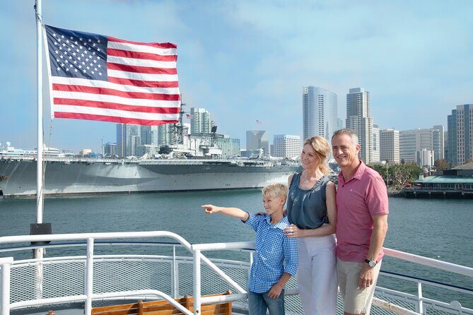 San Diego Bay Highlights: Scenic 90-Minute Narrated Harbor Tour - An In-Depth Look at the Harbor Tour Experience