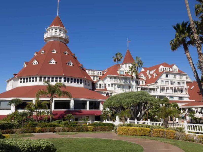 San Diego Drag Queen Tour: Fun, Sass & City Secret - Why You Might Love This Tour