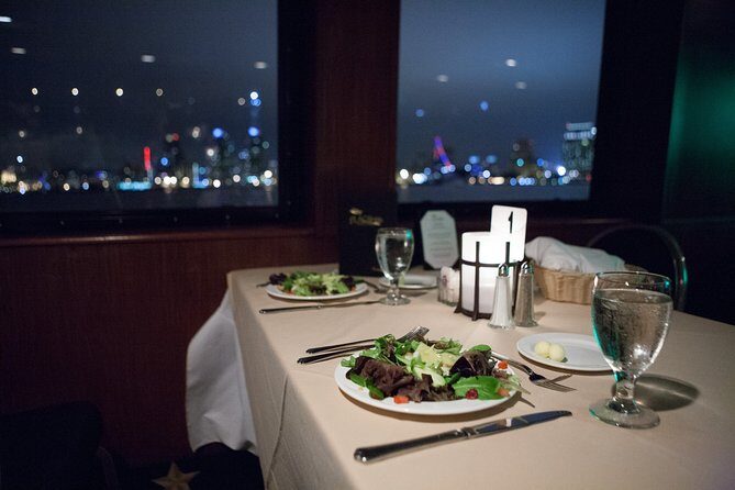 San Diego Harbor Dinner Cruise - What to Expect on the San Diego Harbor Dinner Cruise