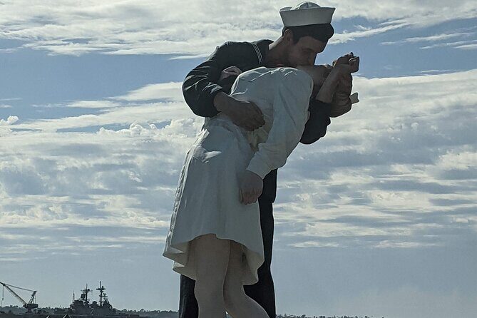 San Diego Harbor Scavenger Hunt Walking Tour and Game - What You Can Expect from the San Diego Harbor Scavenger Hunt