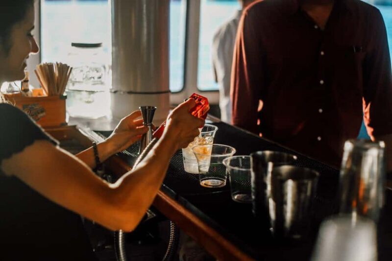 San Diego: Mission Bay Sunset Cruise - Key Points