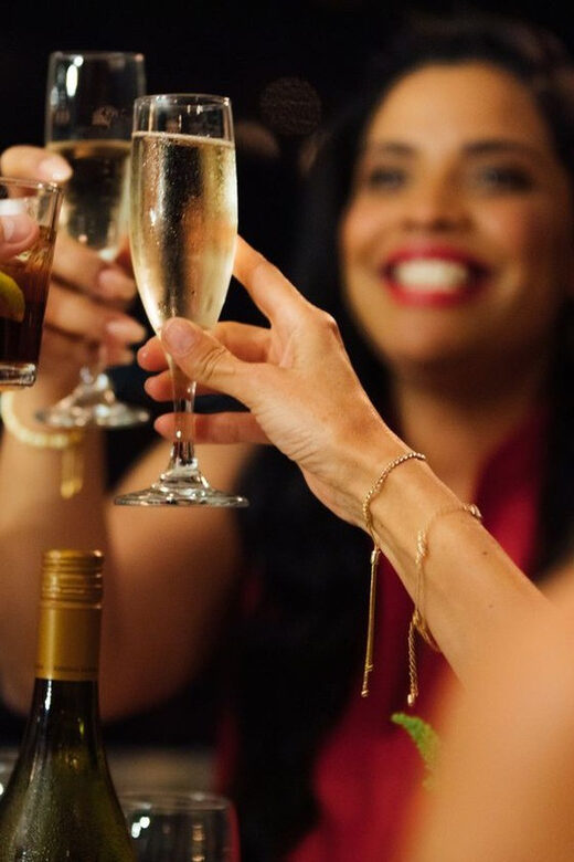 San Diego: New Year's Eve Early Buffet Dinner Cruise - Key Points