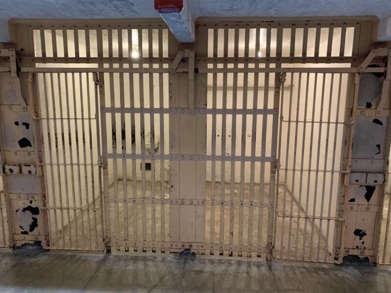 San Francisco: Alcatraz with San Francisco Bay Cruise - Key Points