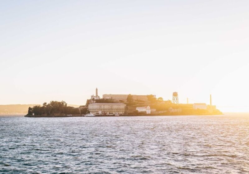 San Francisco: Christmas Day Buffet Brunch or Dinner Cruise - An Elegant Way to Celebrate Christmas