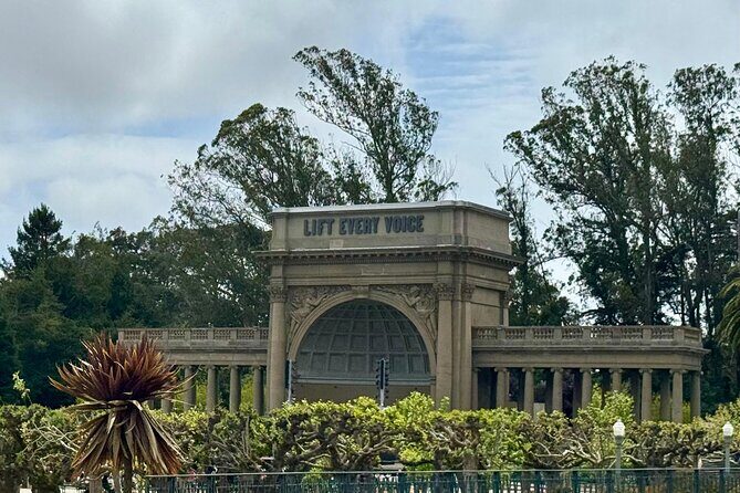 San Francisco Private City Tour in New EV Volkswagen Van - Authentic Traveler Thoughts