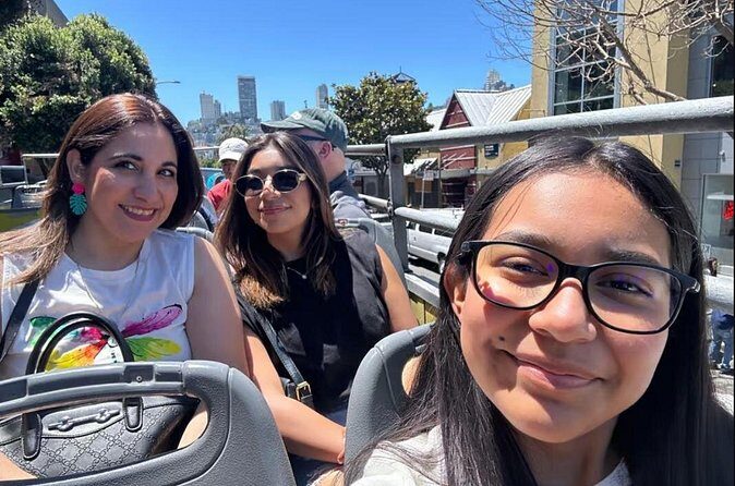 San Francisco: Shared Deluxe Bus sightseeing Tour with 20 Stops - Who should consider this tour?