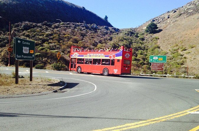 San Francisco: Shared Deluxe Bus sightseeing Tour with 20 Stops - The Sum Up