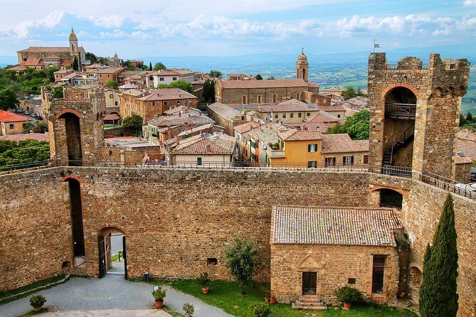 San Gimignano, Chianti, and Montalcino Day Trip from Siena - Frequently Asked Questions