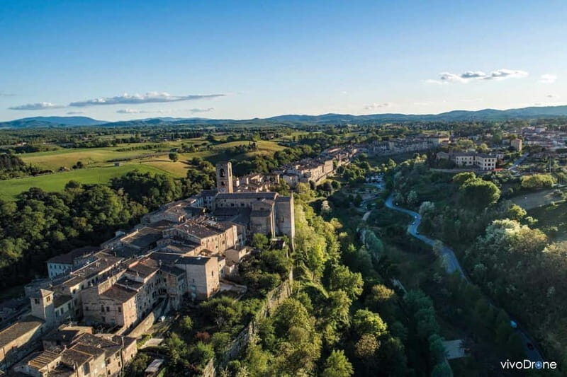 San Gimignano: Drone Tour video in tuscany - The Practical Aspects