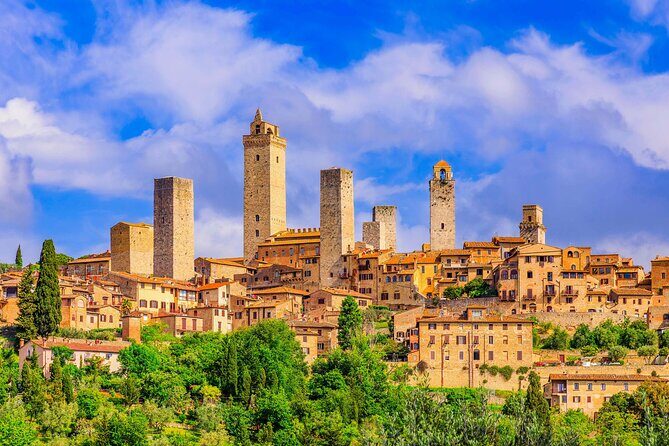 San Gimignano Walking Tour with Audioguide on Your Smartphone - Who Should Consider This Tour?