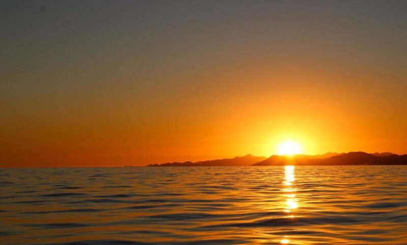 San Jose del Cabo private Sunset cruise - Key Points