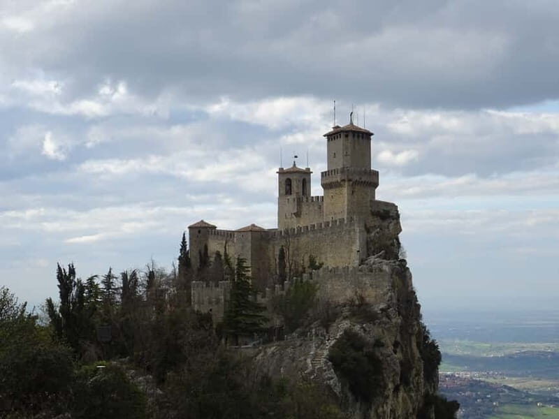 San Marino: Private Historical City Center Walking Tour - Accessibility and Practical Considerations