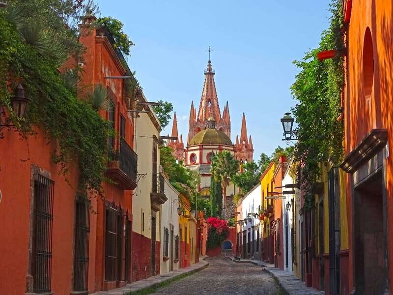 San Miguel De Allende: Downtown Landmarks Walking Tour - What to Expect from the Tour