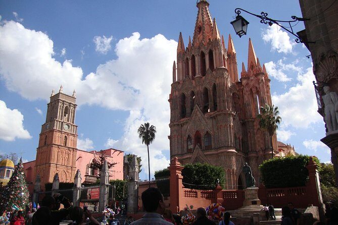 San Miguel de Allende Private Walking Tour with a Local - Discovering San Miguel de Allende with a Local: An Honest Look