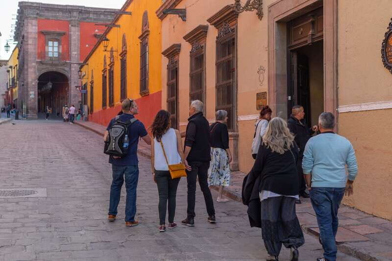 San Miguel: Landmarks and Lunch Walking Tour in English - FAQs