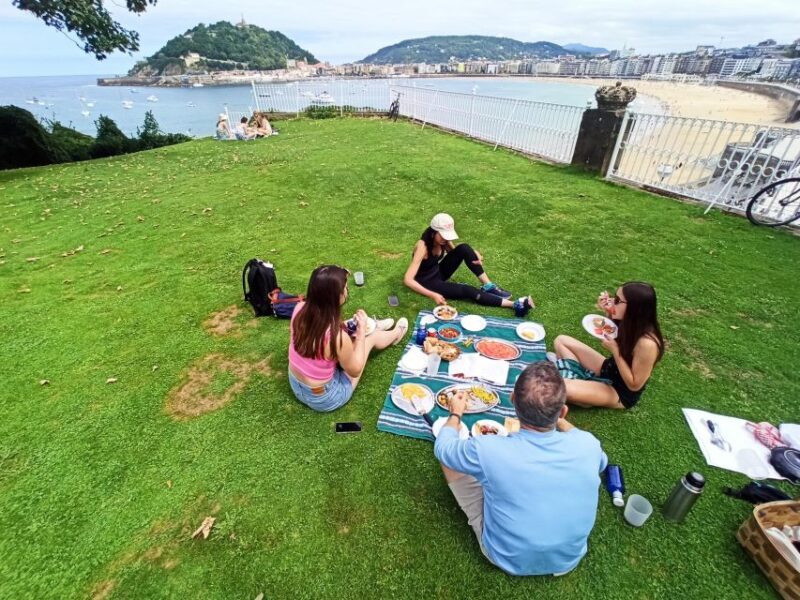 San Sebastián: Discover San Sebastian on a Bike - The Pros and Cons