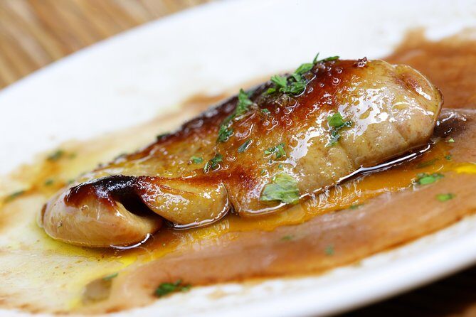 San Sebastian Food Tour: Pintxo Tasting Paired with Spanish Wines - Exploring San Sebastian’s Culinary Scene