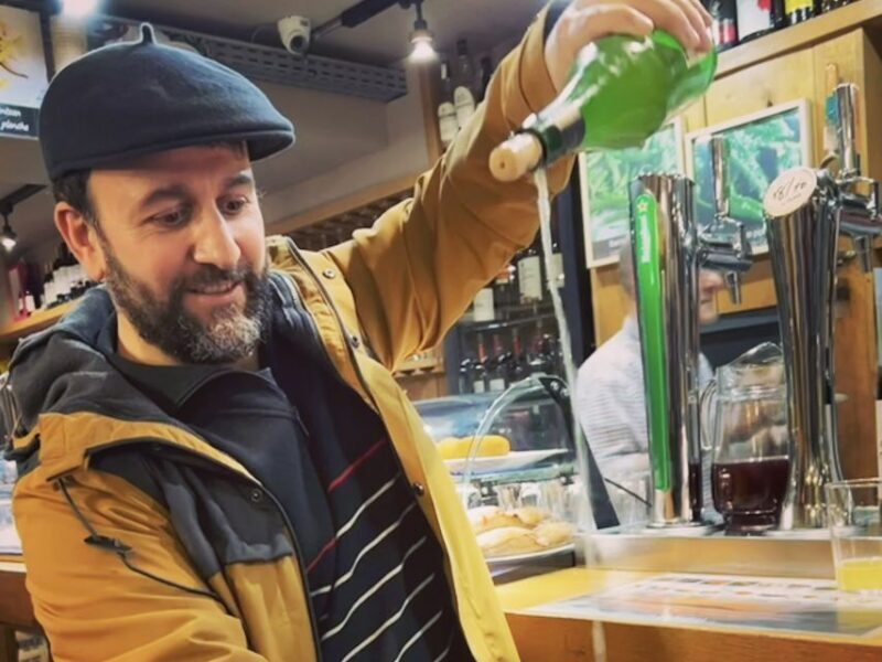 San Sebastian: Market, Pintxos and Wine Tasting Tour - Key Points