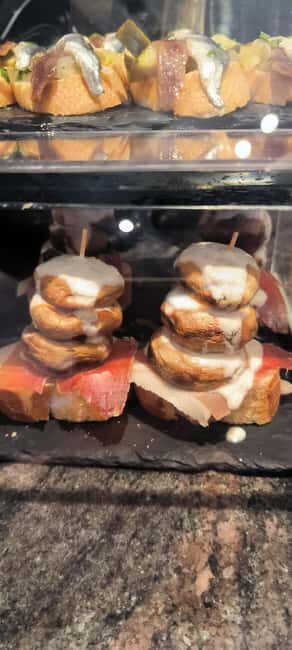 San Sebastian: Pintxo Tour with Wine and Ex-Chef Guide - The Experience and Atmosphere