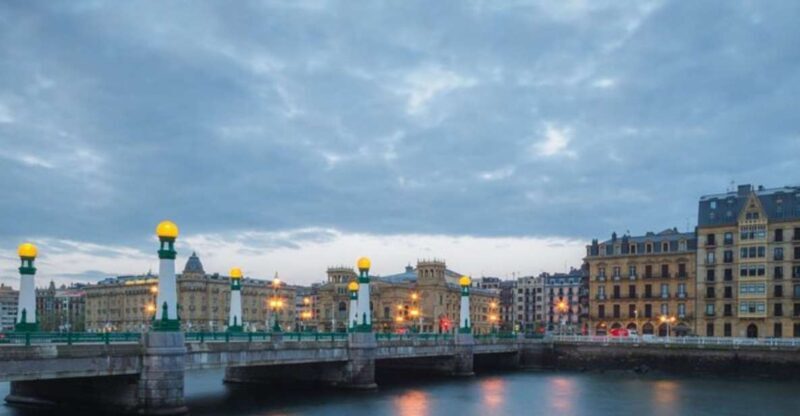 San Sebastian: Private custom walking tour with a guide - Who Will Love This Tour?