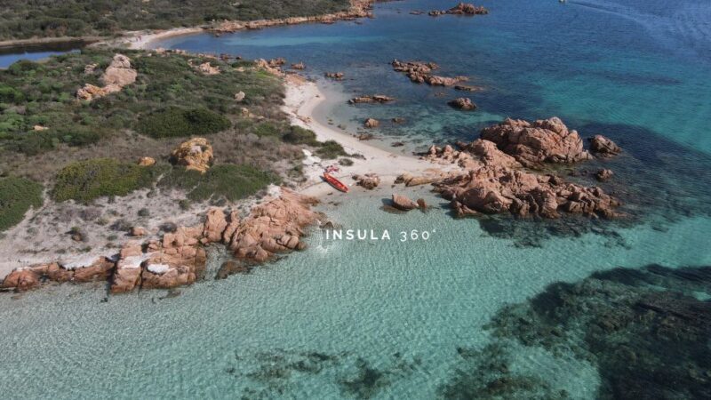 San Teodoro: Tavolara and Molara Islands Dinghy Excursion - Cliffs of Tavolara: Breathtaking from Below