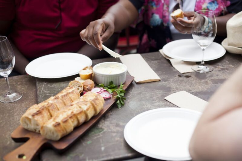 Santa Barbara: Funk Zone Food & Photo Tour - Key Points