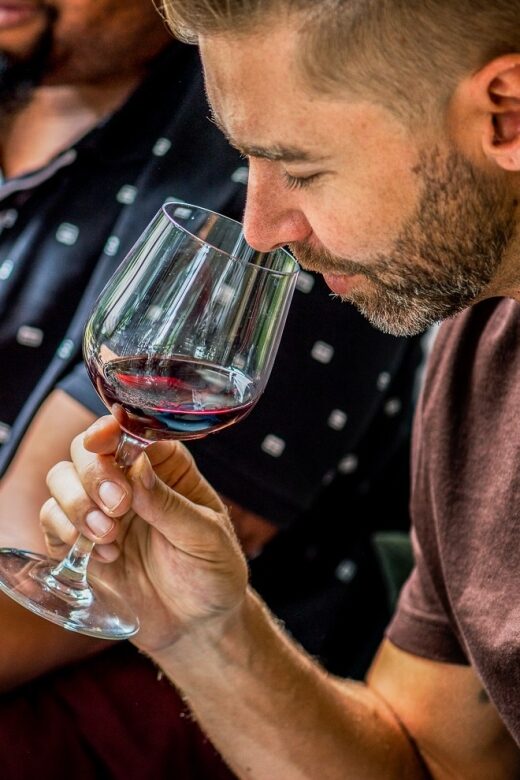 Santa Barbara: Wine, Chocolate and History Walking Tour - Chocolate Tastings: Indulging Your Sweet Tooth