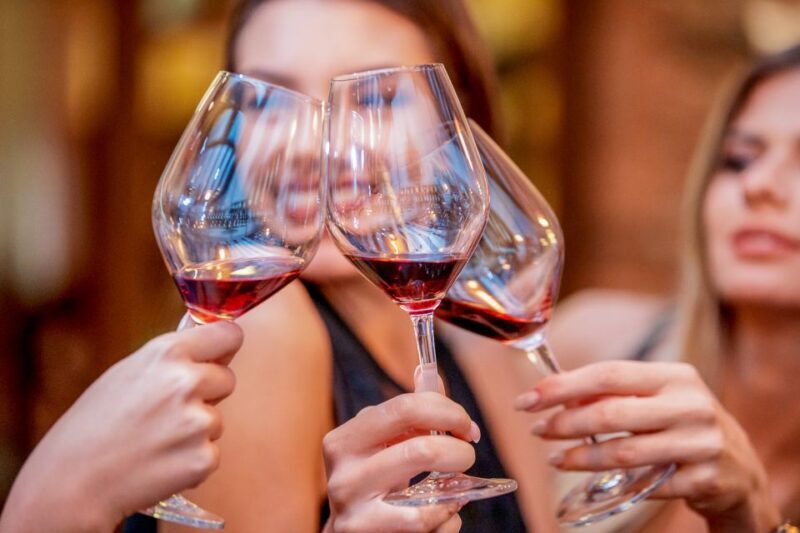 Santa Barbara: Wine, Chocolate and History Walking Tour - Who Would Love This Tour?