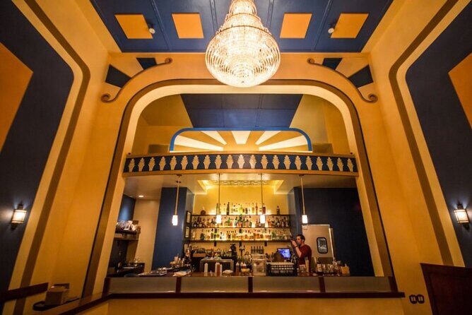 Santa Fe Bar Hunt: Santa Fe-eeling Good - Key Points