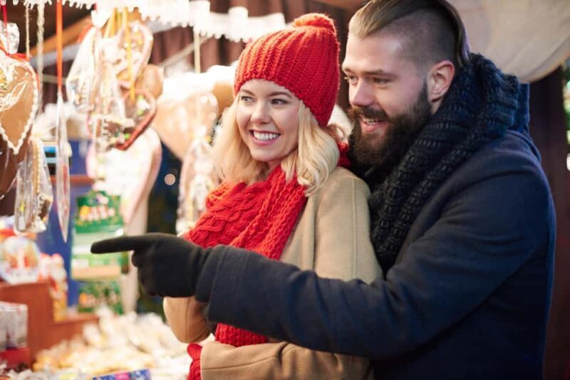 Santa Fes Private Enchanted Christmas Stroll - Who Should Consider This Tour?