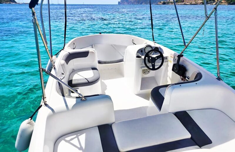 Santa Ponsa: Boat Rental (No License Needed) - An Honest Dive into the Santa Ponsa Boat Rental Experience