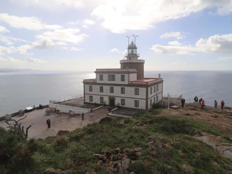 Santiago: 4-day tour to Finisterre, Rías Baixas, and Cathedrals - An In-Depth Look at the Galicia 4-Day Tour