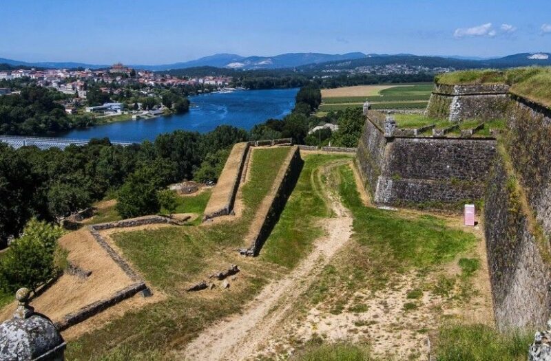 Santiago de Compostela Full-Day Tour From Porto - The Practicalities: What To Expect