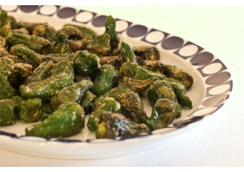 Santiago de Compostela: legends tour and galician dinner - A Deep Dive into the Experience