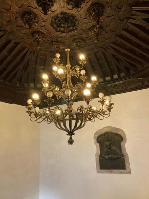 Santiago de Compostela: Urban and Heritage Tour - FAQ