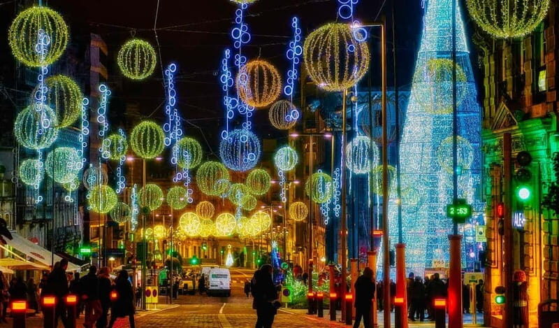 Santiago de Compostela: Vigo Christmas Lights Guided Tour - FAQ