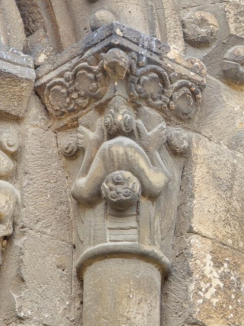 Santillana del Mar: exclusive private tour with Collegiate Church of Santa Juliana - Who Is This Tour Best For?
