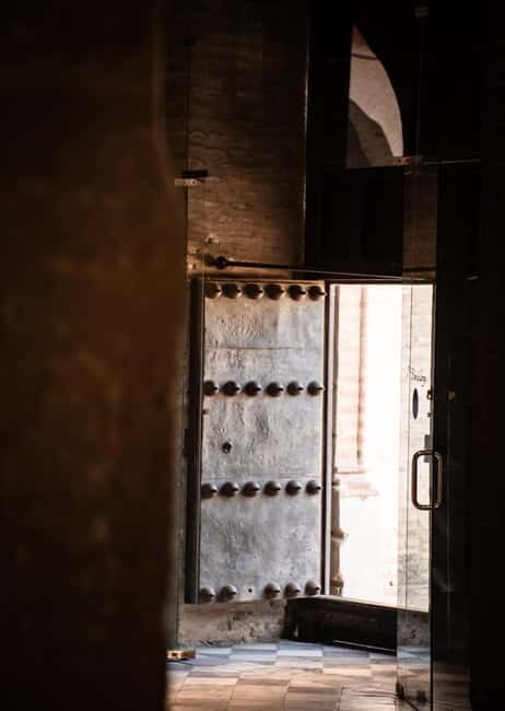 Santiponce: Sant Isidoro del Campo and "Bear" Bible - What to Expect During the Visit