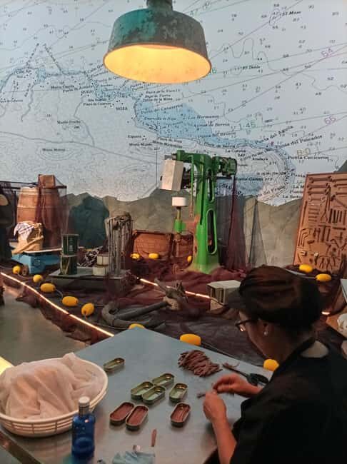 Santoña: Anchovy Art Gallery with Fishing Port and Market - FAQ