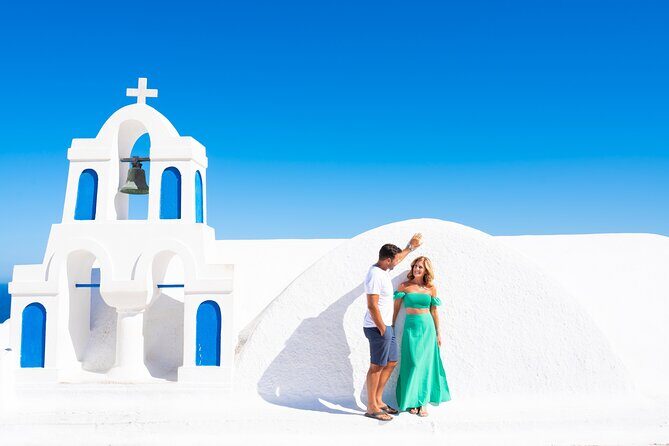 Santorini 2h Private Photoshoot with a prof. photographer &transp - Analyzing the Cost and Value