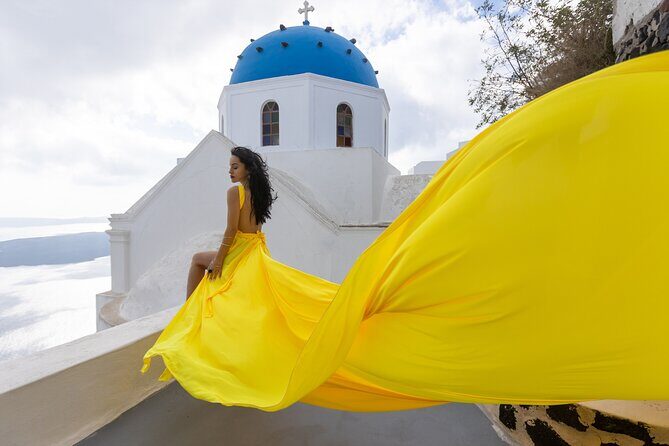 Santorini 2hrs Flying Dress Photoshoot with Transportation - Authentic Voices from Past Participants