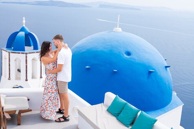 Santorini 3 hours Photo Tour with your personal Photographer - FAQ