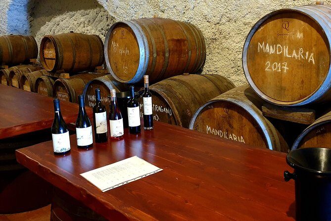 Santorini: 4hrs Small Group Wine Tasting and History Tour - Why This Tour Stands Out