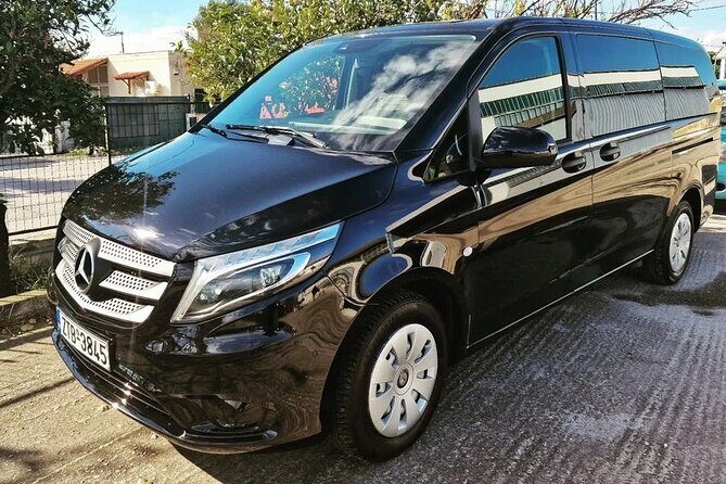 Santorini: Airport or Port One-Way Private Transfer - Why Choose This Private Transfer in Santorini?