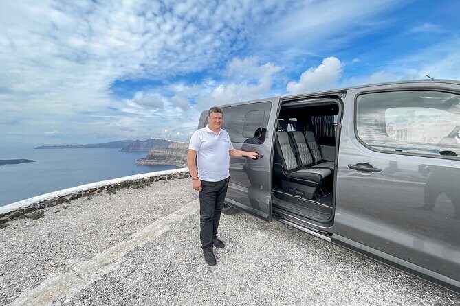 Santorini Airport to any Hotels or vice versa - What Makes This Transfer Stand Out
