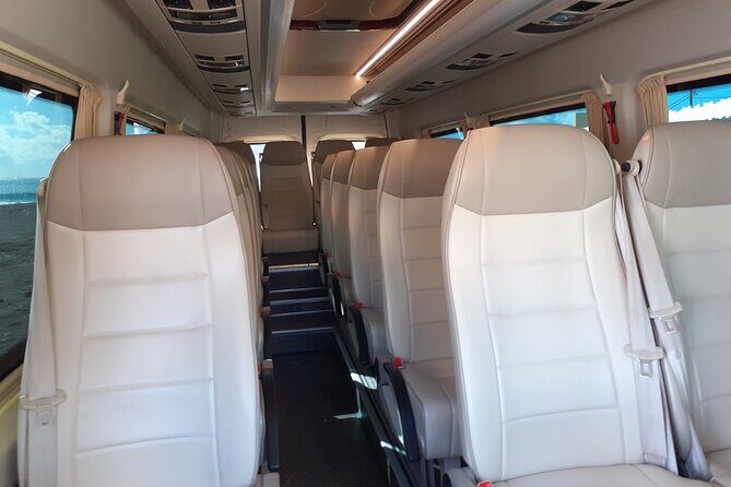 Santorini Airport to any Hotels or vice versa - Who Is This Service Best For?