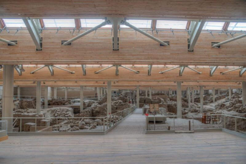 Santorini: Akrotiri Entry Ticket and Audio Guide - What to Expect When Visiting Akrotiri with This Tour