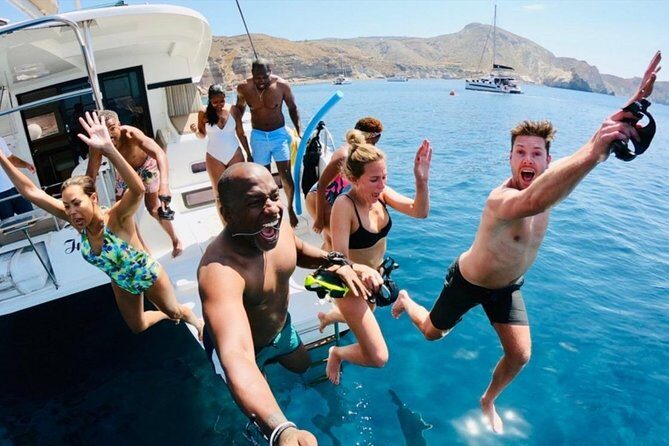 Santorini All-inclusive Catamaran Cruise with Thirassia Stop - FAQs